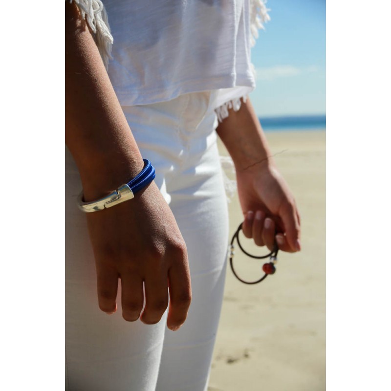 Bracelet gros aimant croisé